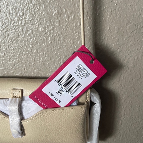 Vince Camuto Aviva Wallet Crossbody - Picture 8 of 10